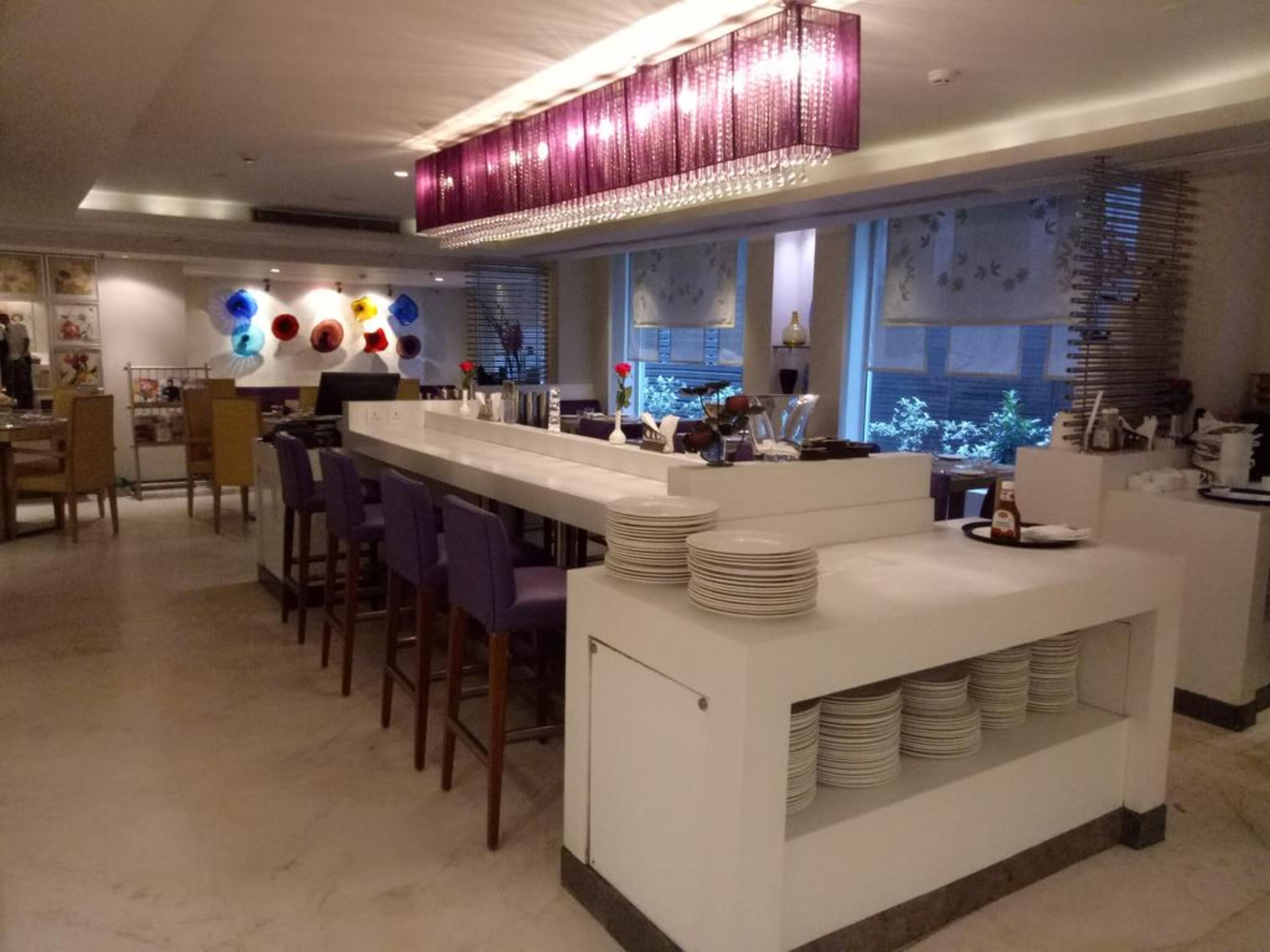 The Ashtan Sarovar Portico Nueva Delhi Exterior foto